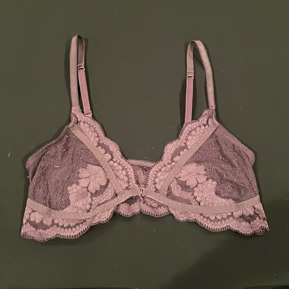 Wire Free Bralette with Front Closure